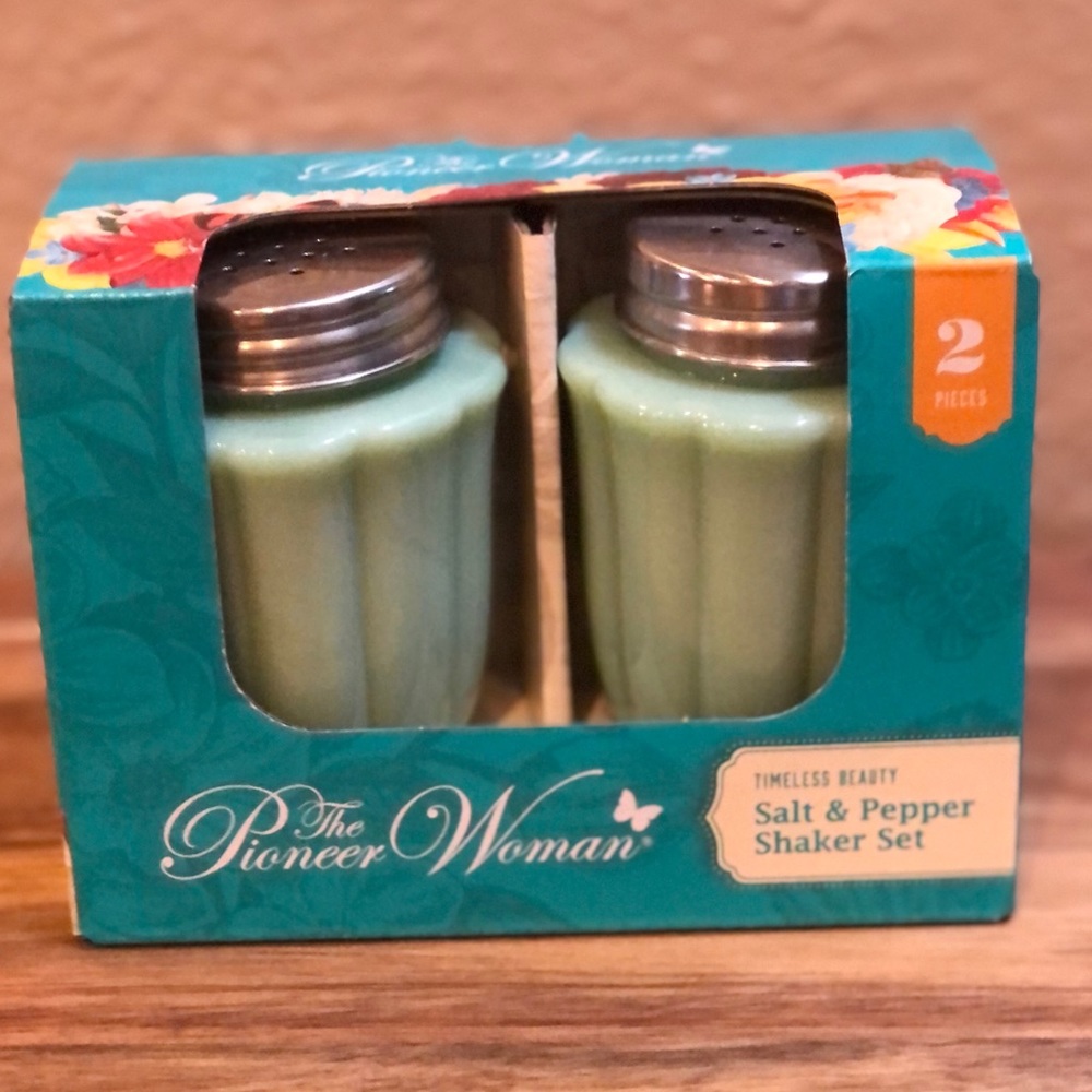 Pioneer Women Timeless Beauty Salt & Pepper